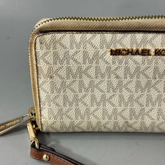 Michael Kors Jet Set Powder Blush Large Wallet/ Phone Case - Picture 2 of 15